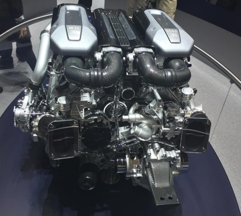 Bugatti w16 engine chiron