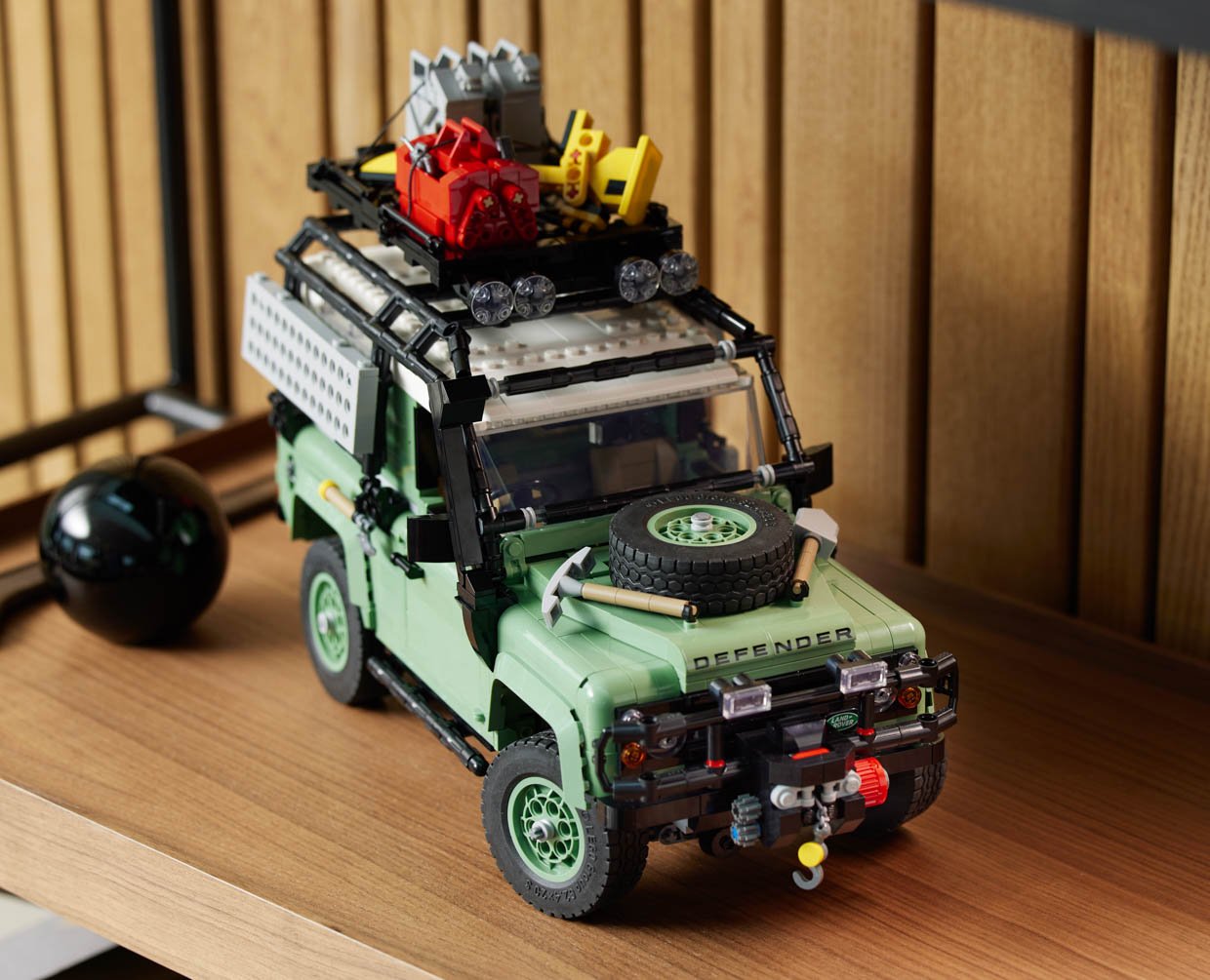 Lego defender rover land treatment gets piece