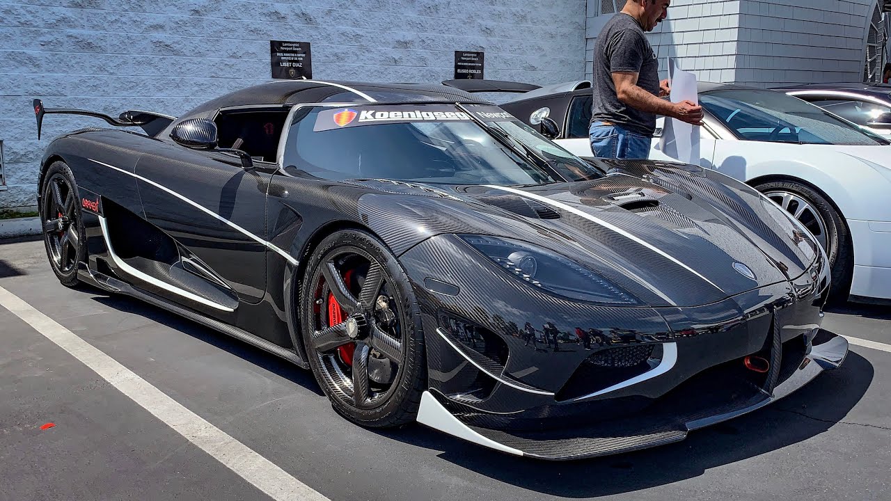 Full carbon koenigsegg