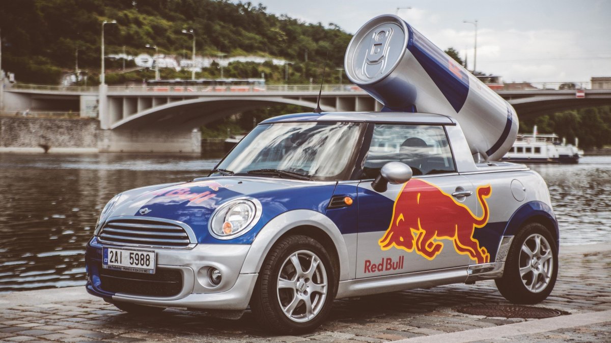 Red bull mini cooper