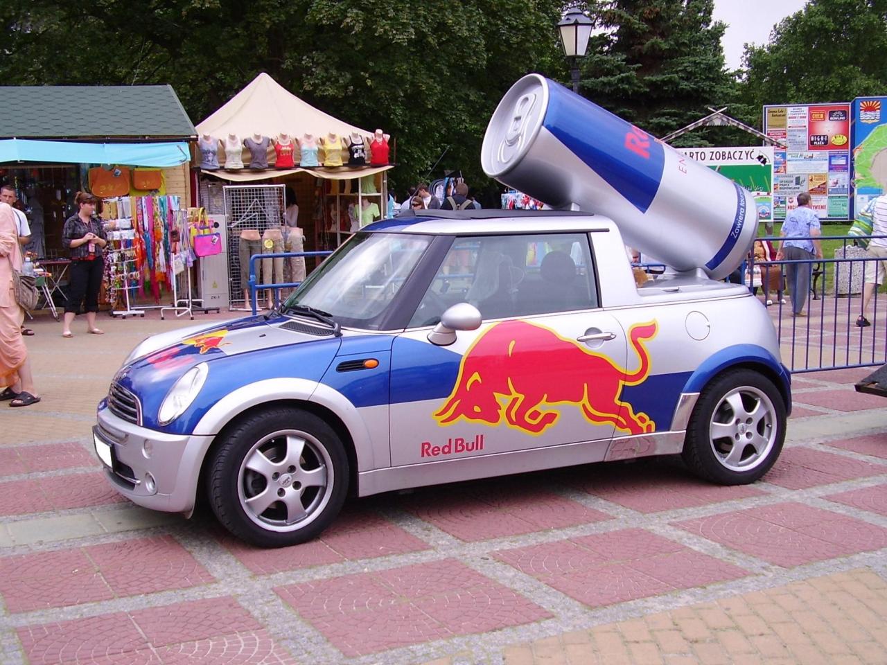 Red bull mini cooper