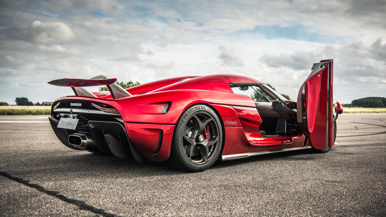 Regera koenigsegg drive hypercar car exclusive world big topgear utterly bonkers hybrid sweden 250mph ft gear top