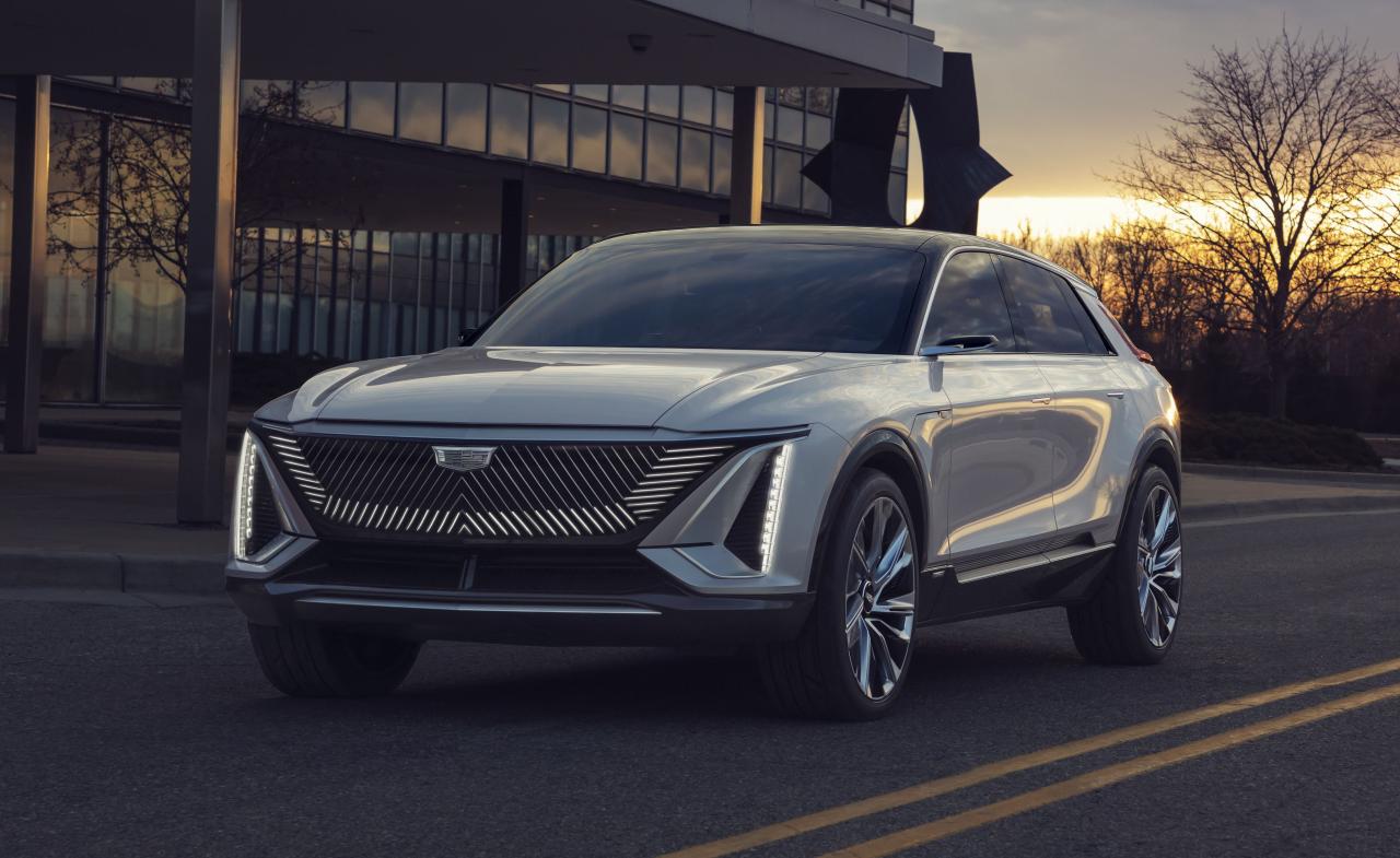 Cadillac suv 2024