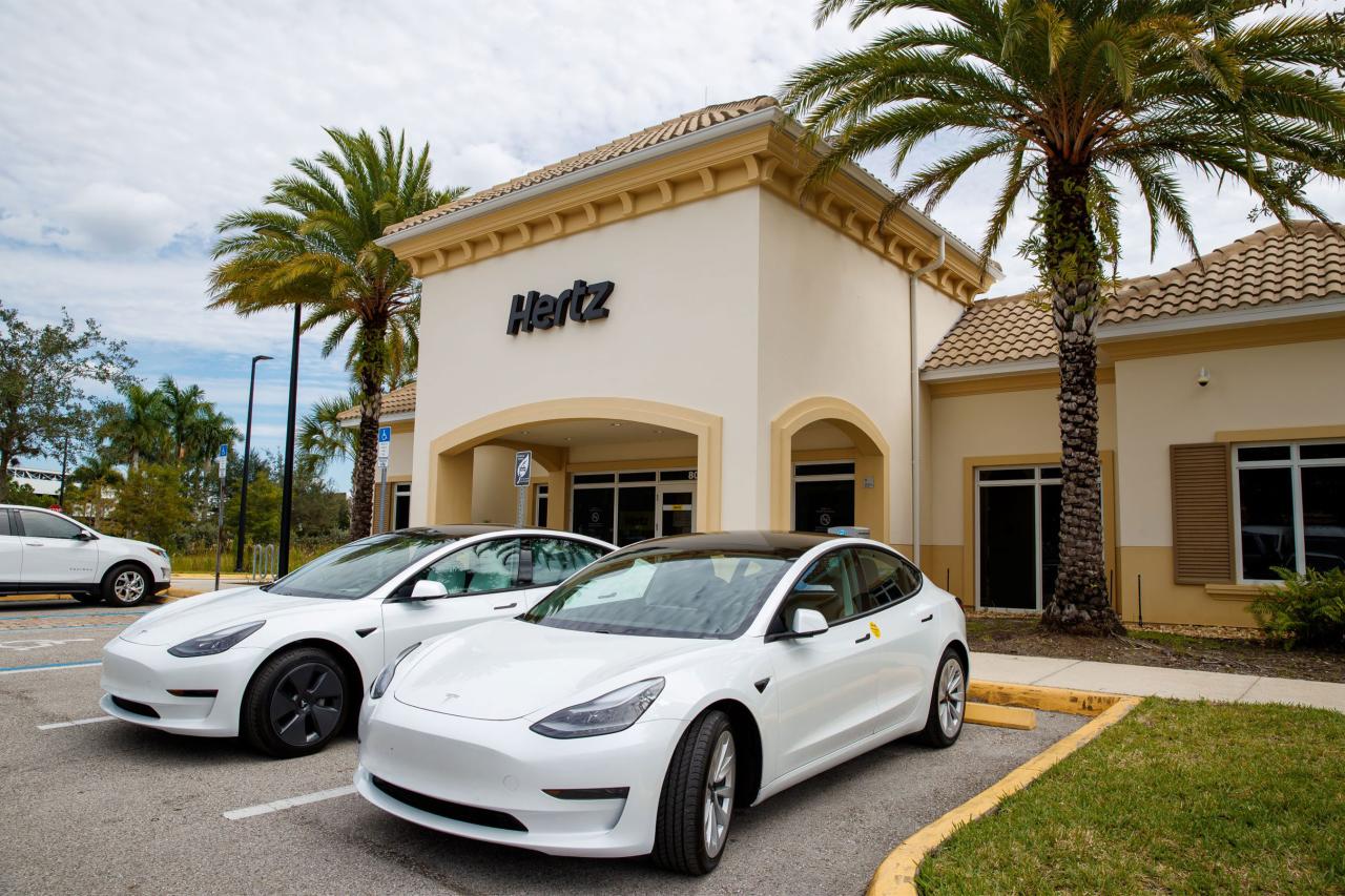 Hertz tesla sale