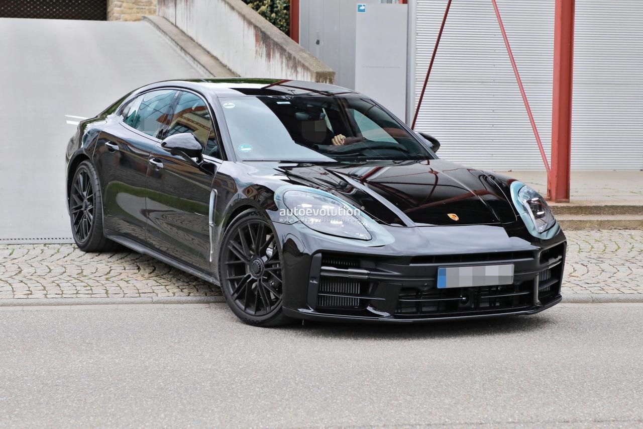 Porsche panamera 2024